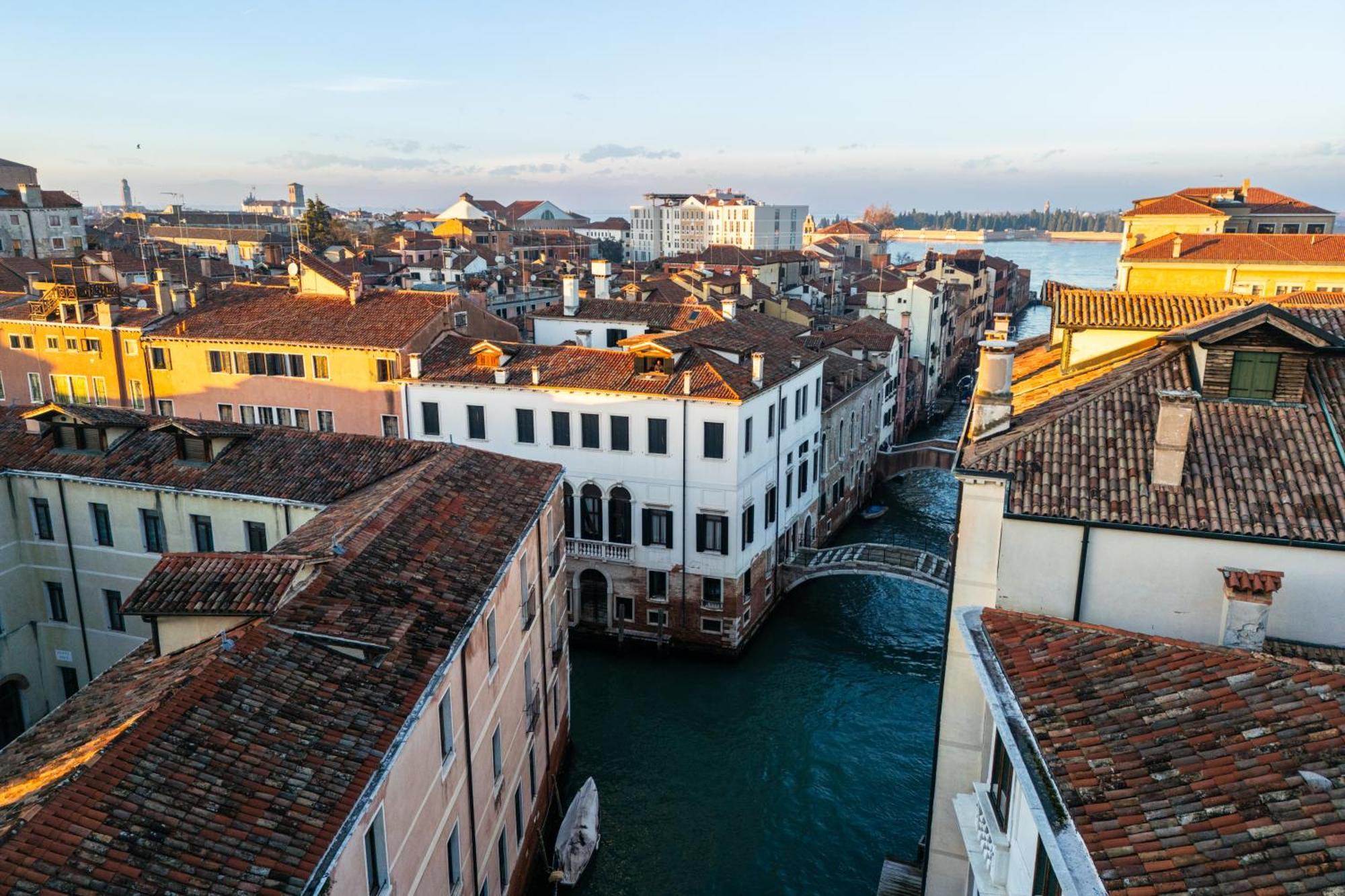 Santa Giustina Palace R&R Венеция Екстериор снимка