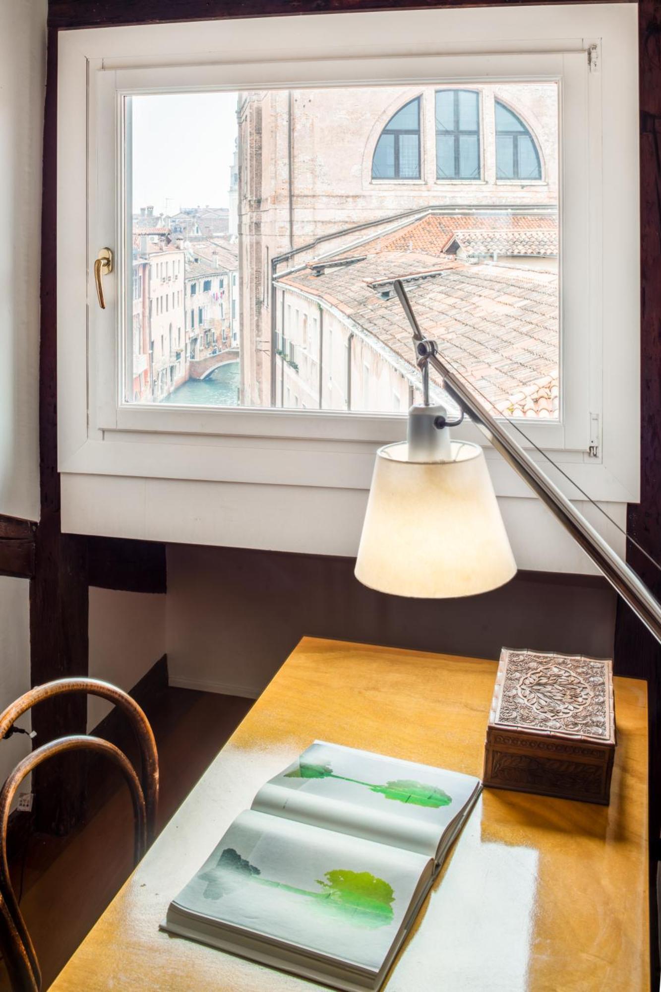 Santa Giustina Palace R&R Венеция Екстериор снимка